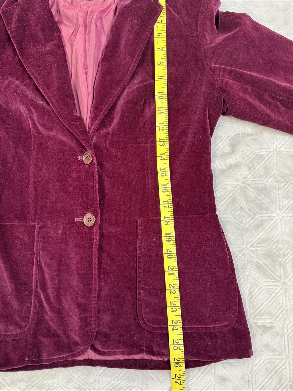 Merci Jr. Vintage Women's Velvet Blazer - Picture 9 of 15